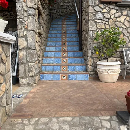 B&B Hill Valley View 4*