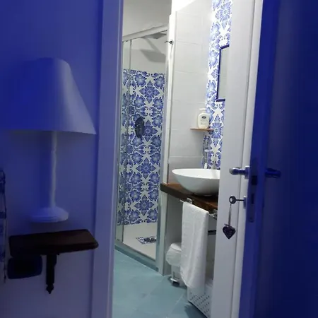 Oda ve Kahvaltı Hill Valley View