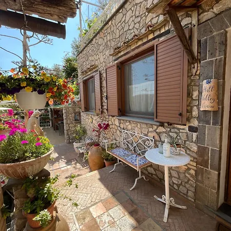 Oda ve Kahvaltı Hill Valley View Vico Equense